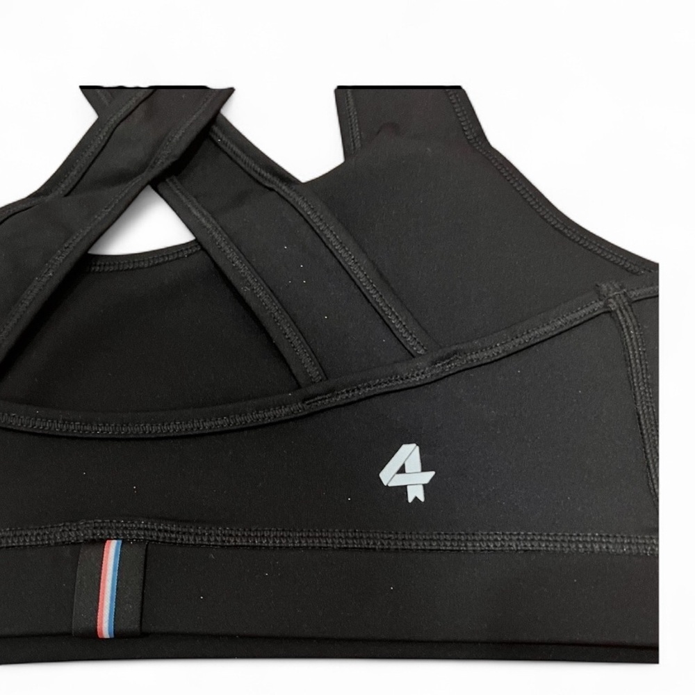 Fourlaps Infinity Sports Bra | Women’s Size M | NWT